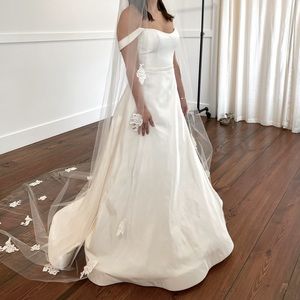 Amsale Wedding Dress + Veil (NWT)
